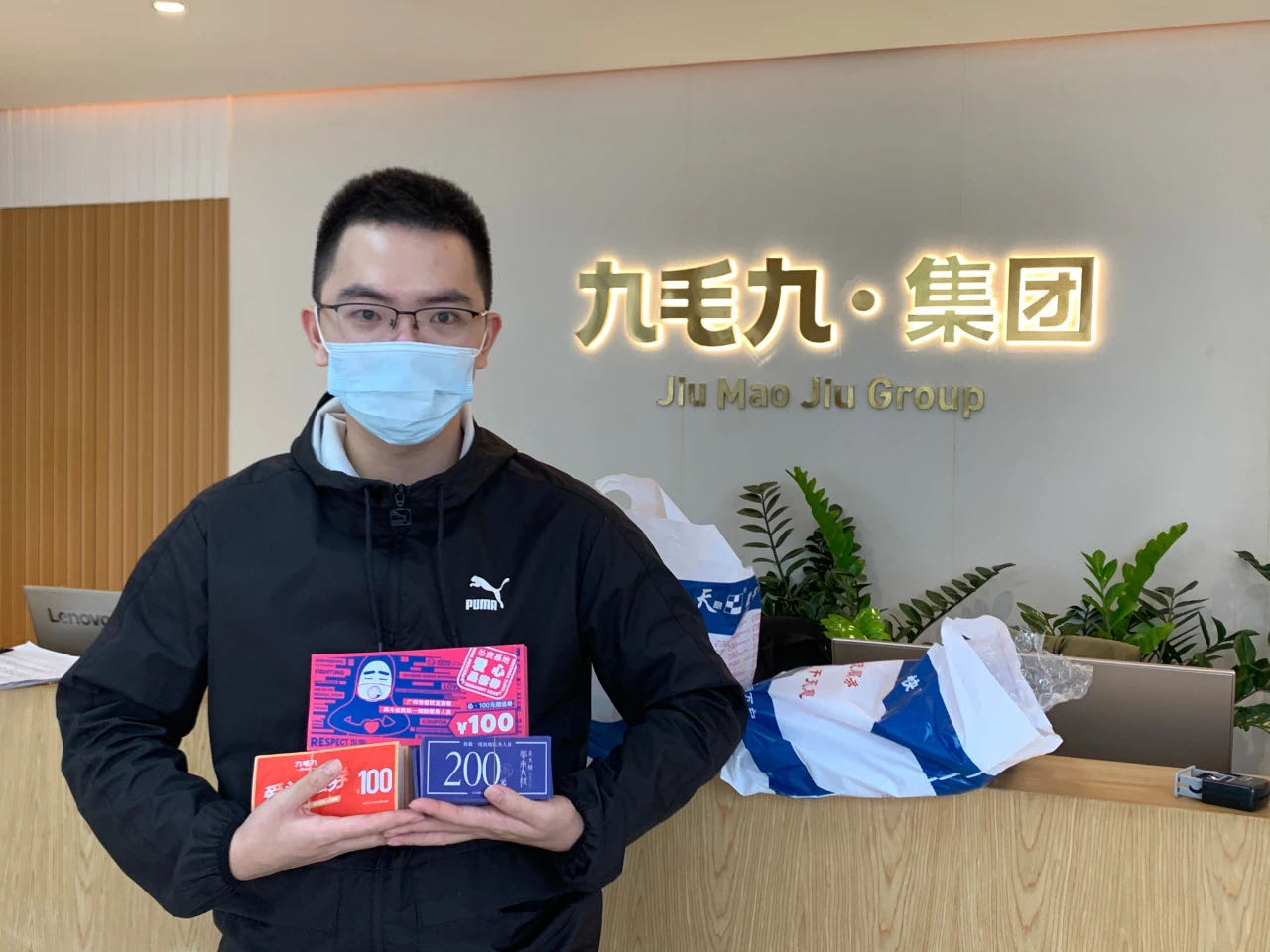 致敬英雄 · 暖爱广州 | B体育·(sports)官方网站在行动
